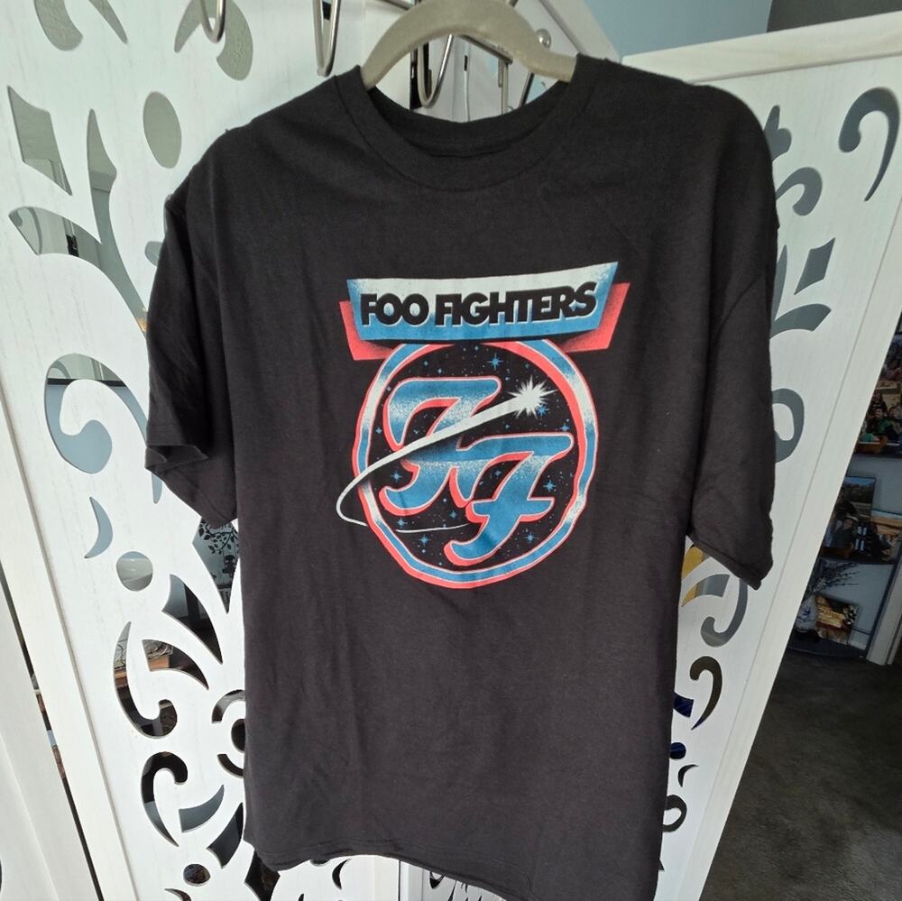 Foo Fighters T Shirt Black Graphic Logo Band Tee Large Cotton Rock Concert Unise